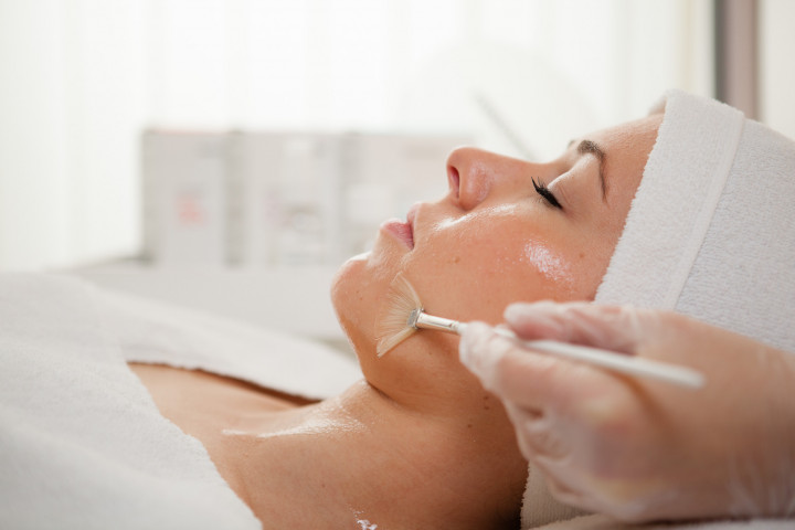 Intensivpeeling Mesoeclat-Hollywood-Behandlung | 60 Min.